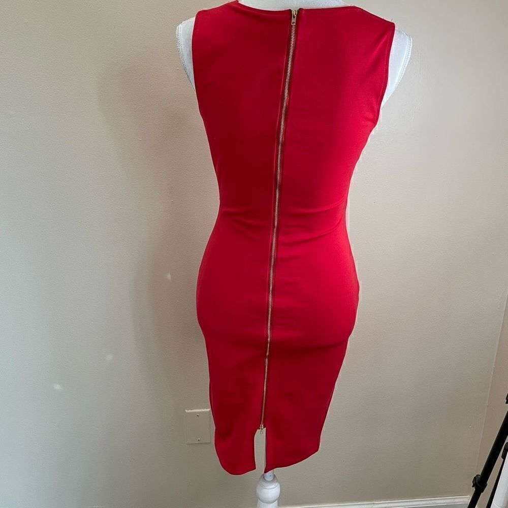 Lulus|Bodycon| Gold Zipper back  - Picture 9 of 14